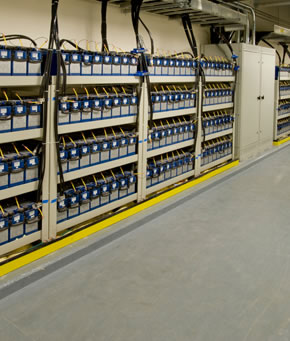 Estacionária Estacionária